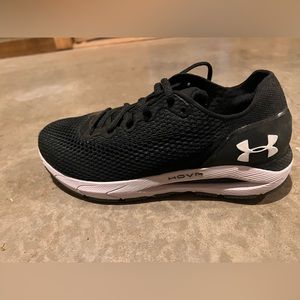Women's Under Armour HOVR Sonic 4 tennis shoes